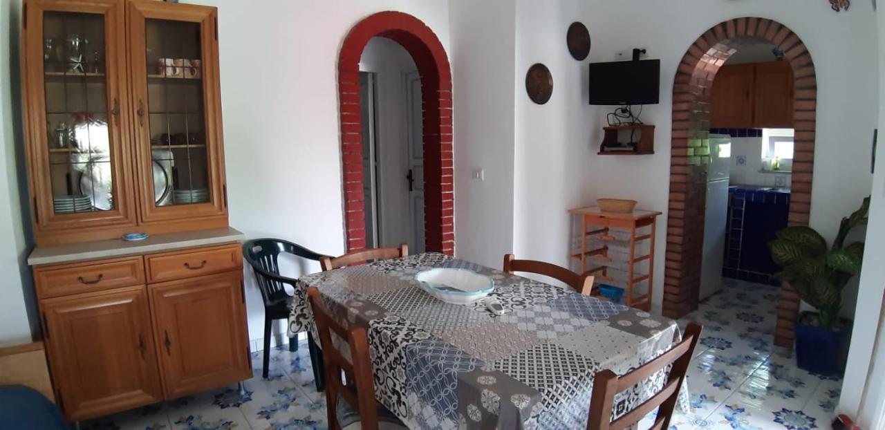 Villetta Dei Limoni Vulcano  Buitenkant foto